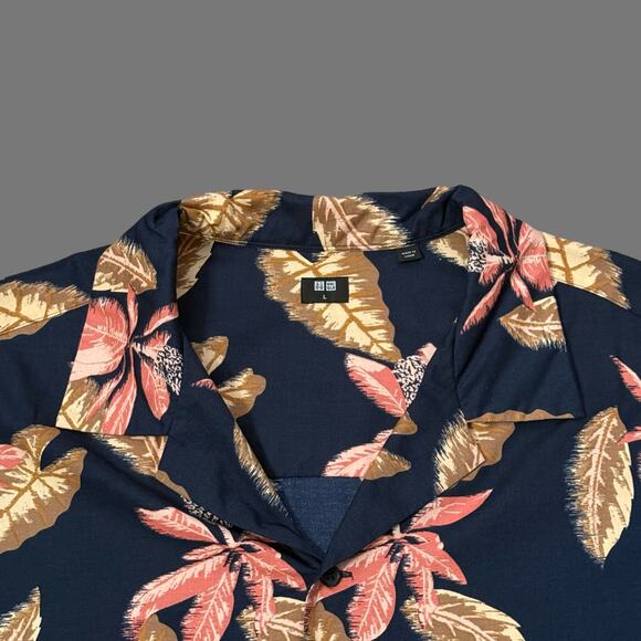UNIQLO Open Collar SS Shirt Mens Size L Navy Multicolor EUC Modal Blend - Picture 3 of 6